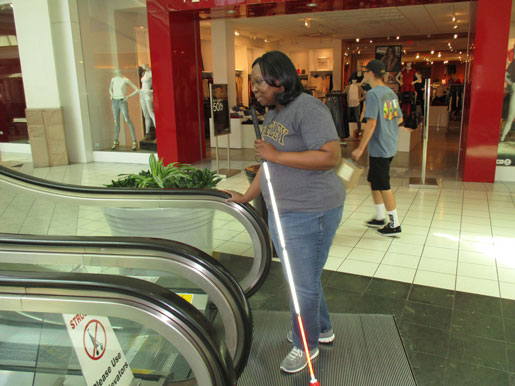 Learning how to approach and get on to an escalator safely